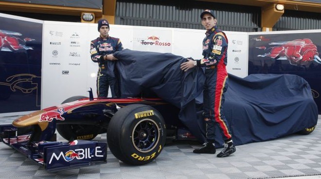 Predstavitev novega dirkalnika ekipe Toro Rosso.