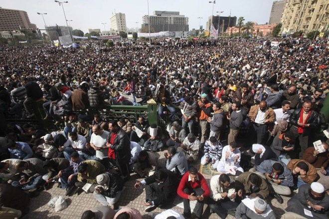 Opozicijski protestniki na trgu Tahrir.