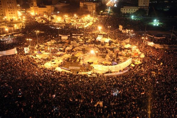 Egipčani so dočakali Mubarakov govor.