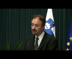 Milan Balažic z ministrstva za zunanje zadeve je predstavil stališče Slovenije glede dogodkov v Libiji. Poudaril je, da je...