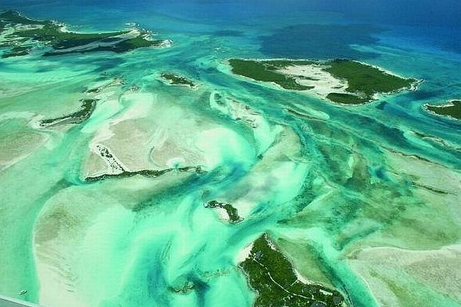 Foto: Zasebni otok Paradise na Bahamih prodajajo za 75 milijonov dolarjev