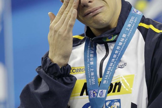 Foto: Oproščeni Cielo osvojil zlato medaljo in se zjokal, kajti znašel se je v nemilosti ostalih plavalcev
