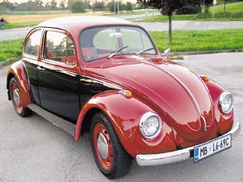 VW hrošč - 714. Avto z zgodovino, avto za ljubitelje, avto pop kulture. Če bi lahko kadarkoli pohvalili enega največjih...