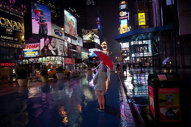 Irene terjala 14 življenj: V New Yorku najhujše že mimo, ostaja pa strah pred poplavami