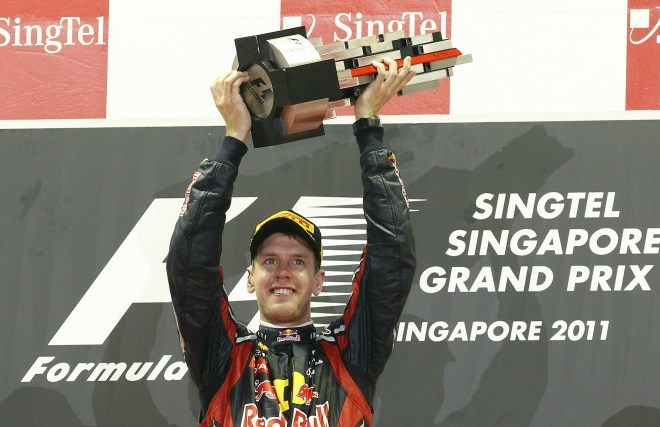 Sebastian Vettel je v Singapurju prišel do svoje devete letošnje zmage.
