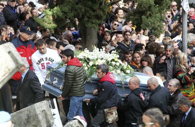 Pogreb Marca Simoncellija je potekal v njegovem rodnem mestu Corianu.