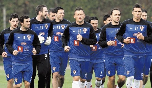 Hrvaška nogometna reprezentanca se je v zadnjih dneh pred odhodom v Turčijo pripravljala v Sloveniji, natančneje v Brežicah...