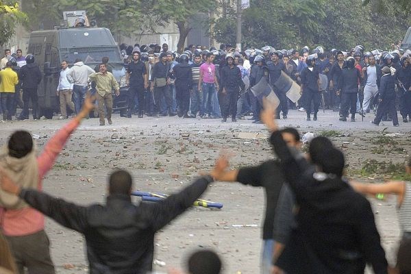 Spopadi na trgu Tahrir.