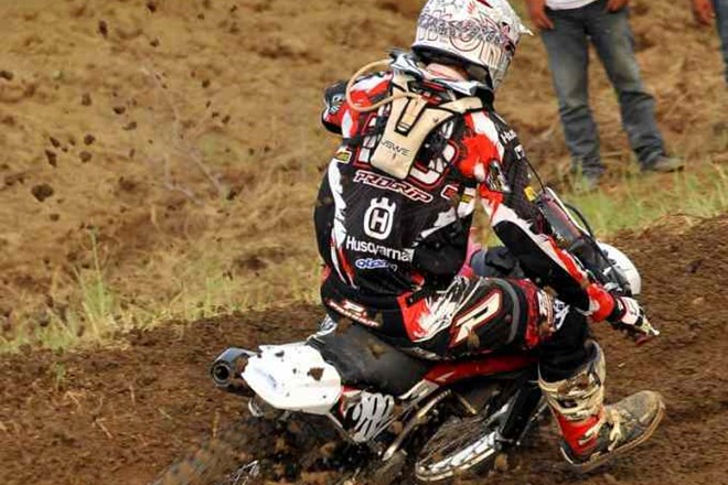 Matevž Irt je postal indonezijski prvak v motokrosu, na Baliju in Javi je prava zvezda