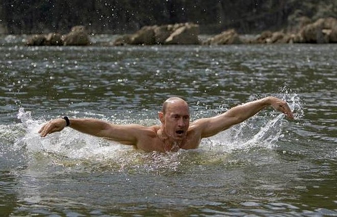 Putin je tudi odličen plavalec.