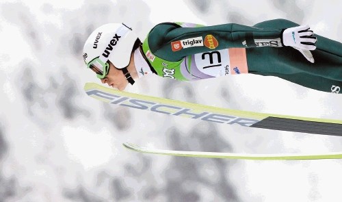 Slovenski smučarski skakalec Jurij Tepeš je specialist za letalnice in tekme v težkih razmerah s sneženjem.