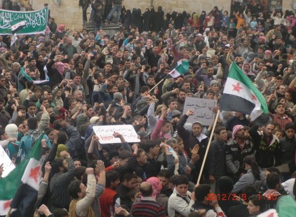 Sirski protestniki (fotografijo je tiskovni agenciji poslal eden od udeležencev).