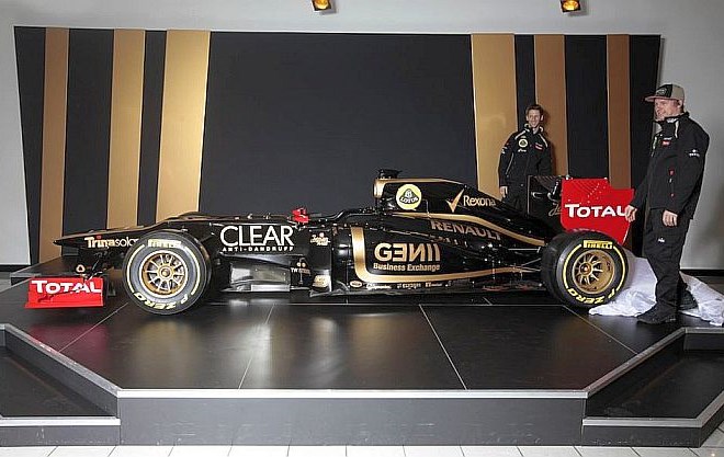 Foto: Räikkönen in Grosjean pokazala novi Lotusov dirkalnik