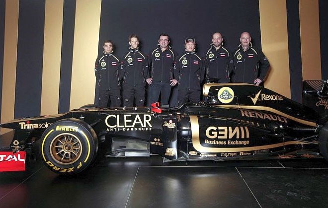 Foto: Räikkönen in Grosjean pokazala novi Lotusov dirkalnik