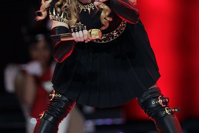 Foto: Madonna navdušila med polčasom Super Bowla