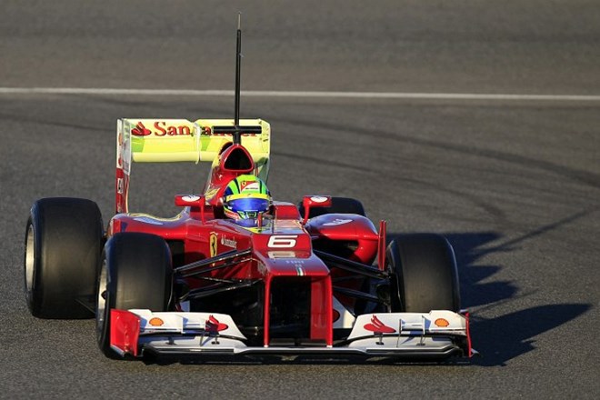 Felippe Massa v novem Ferrariju 663.