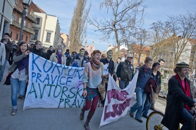 Foto: Proti Acti v Ljubljani protestirala peščica ljudi, a boj še ni končan