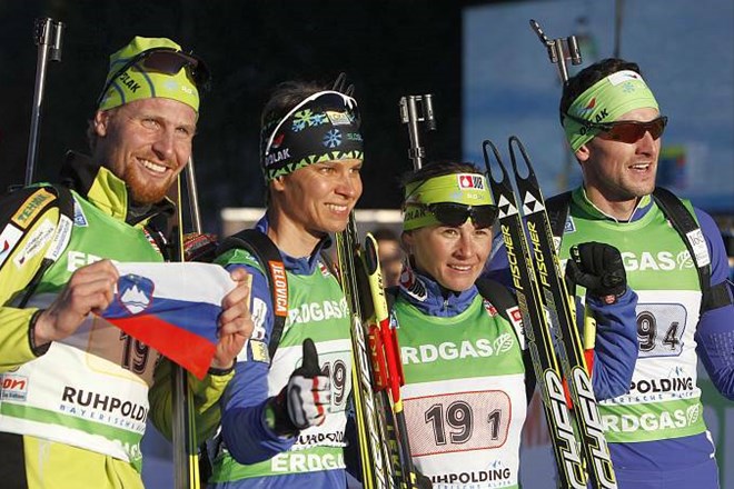 Klemen Bauer, Teja Gregorin, Andreja Mali in Jakov Fak so Sloveniji prinesli srebrno medaljo.
