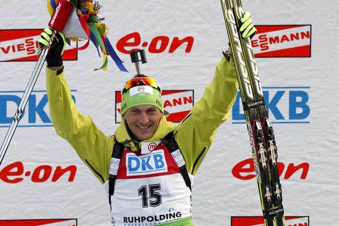 Jakov Fak je postal svetovni prvak na 20 kilometrski preizkušnji.