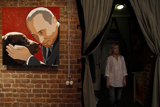 Razstava Putinovih pop art portretov umetnika Sergienka