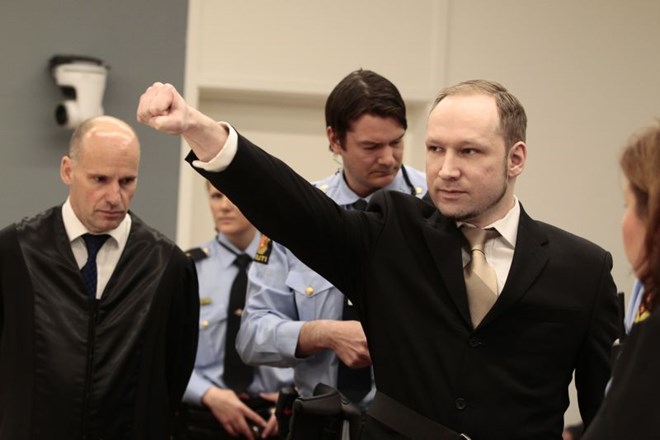 Breivikov desničarski pozdrav