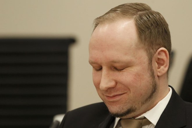 Breivik svojih dejanj ne obžaluje.