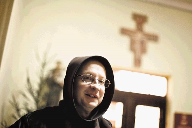 Pater Bogdan Knavs: Bil bi nezvest sebi in evangeliju, če bi bil tiho...