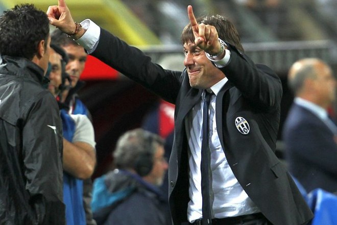Juventus 28. prvak Italije; s porazom proti Interju konec izjemne serije Ibrahimovića