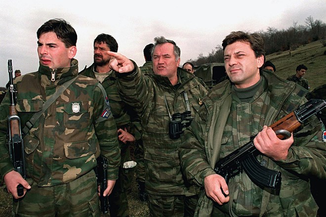 Protestniki so Mladića označili za največjega klavca na Balkanu.