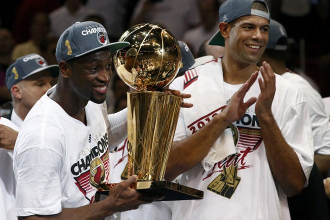 Miami Heat do naslova prvaka lige NBA, James MVP