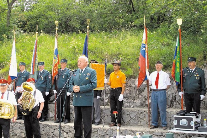 Primorski veterani enotni na Sabotinu