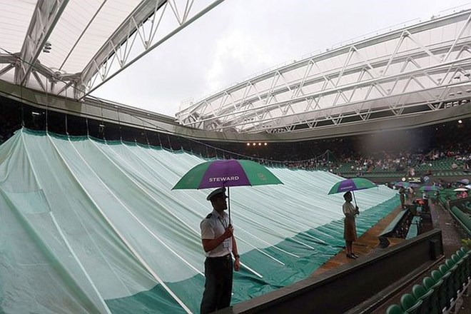 Težave bo vreme verjetno ponovno povzročalo tudi v Wimbledonu, kjer se bodo teniški igralci in igralke merili za olimpijska...