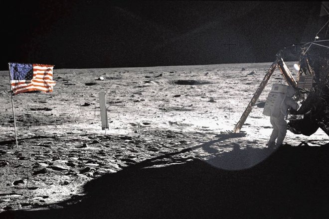 Odšel  prvi človek, ki je stopil na Luno