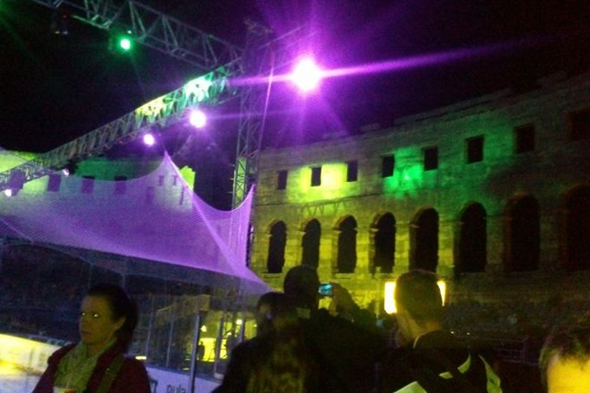 Foto in video: Ljubljanski gladiatorji dobili spektakel v puljskem amfiteatru