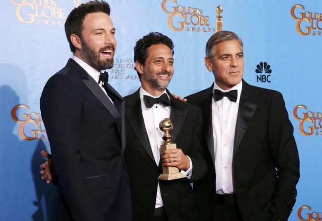 Za najboljši dramski film je bila razglašena Misija Argo, zlati globus pa je dobil tudi njen režiser Ben Affleck. (Foto:...