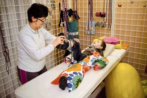 Starši otrok s cerebralno paralizo ne priznajo predaje