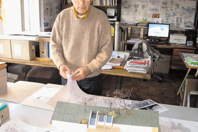 Arhitekt Jernej Kraigher je avtor spominskega obeležja, ki ga bodo odprli letos jeseni na Okroglici. 