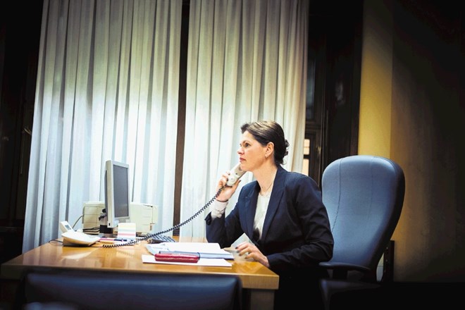 Alenka Bratušek je še včeraj zvečer mrzlično iskala kandidata za bodočega finančnega ministra. Tik pred zdajci ji ga je...
