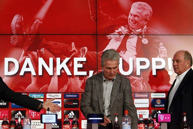 Na spletni strani Bayerna so izrazili dvom, da bo njihov junak nadaljeval trenersko kariero. (Foto: Reuters) 