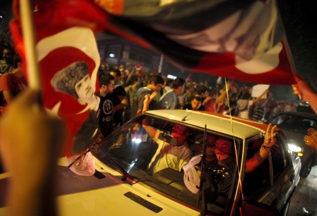 Vodja protestnikov o srečanju z Erdoganom: Po takšni noči so kakršnikoli pogovori brezplodni (foto)
