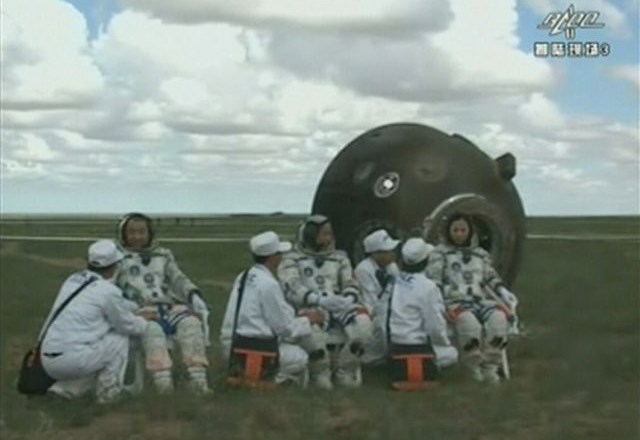 Kitajci uspešno zaključili svojo najdaljšo vesoljsko misijo z astronavti (foto)