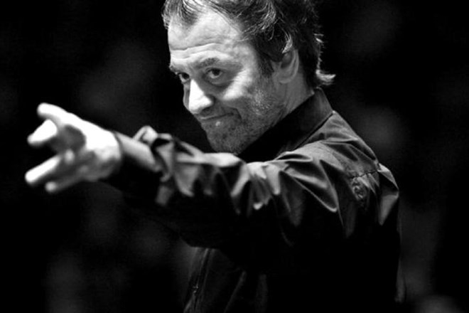 Ambasador glasbe Valerij Gergijev je verjetno najbolj zaseden dirigent na svetu, saj ob vodenju Mariinskega gledališča in...