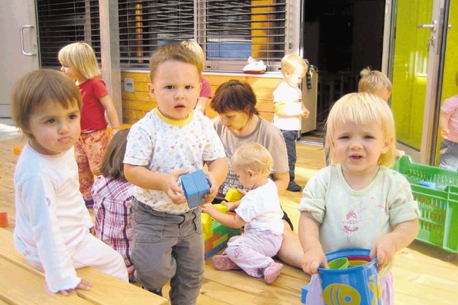 V enotah novomeških vrtcev Ciciban in Pedenjped (na fotografiji enota Ostržek) naj bi letos na novo sprejeli 384 otrok,...