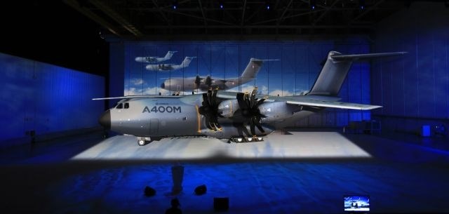 Airbus je dobavil prvo vojaško transportno letalo A400M (foto)