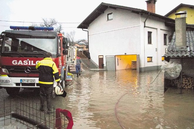 V Ilirski Bistrici tudi boljše stanje vodotokov ne bi preprečilo poplav, saj je v snežniškem zaledju padlo ekstremnih 300...
