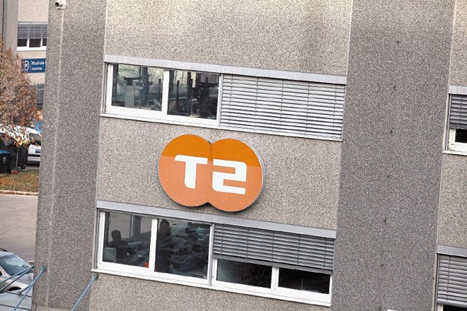Banke in Zvon Ena Holding so v projekt postavitve telekomunikacijskega operaterja T2 vložili kar okoli 250 milijonov evrov,...
