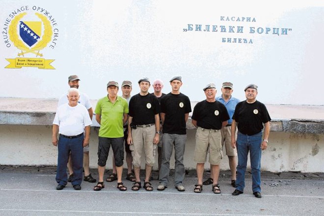 Nekdanji gojenci šole za rezervne oficirje so se začeli v zadnjih letih znova družiti na raznih srečanjih – tudi v Bileći. 