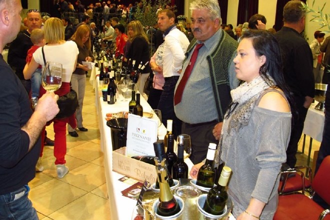 Za pokušino so pripravili 200 vin, med katerimi so bile tudi udomačene in avtohtone sorte.  