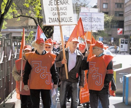 Zveza svobodnih sindikatov  je na včerajšnjem protestu pred vladno palačo izrazila nasprotovanje nacionalnemu reformnemu...