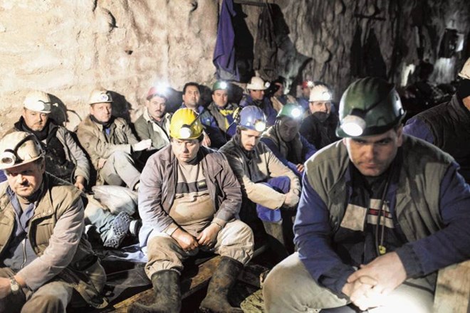 Po stavki v jami si je drugo delo našlo že več kot 60 rudarjev. 